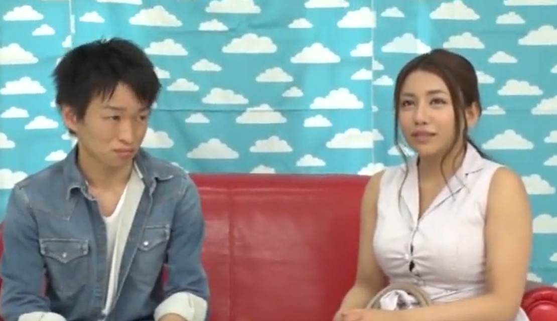 素人&times;お姉さん　出張マッサージにきた素人女性たちとセックス！巨乳を揺らしながらビクビク痙攣し中出しまで