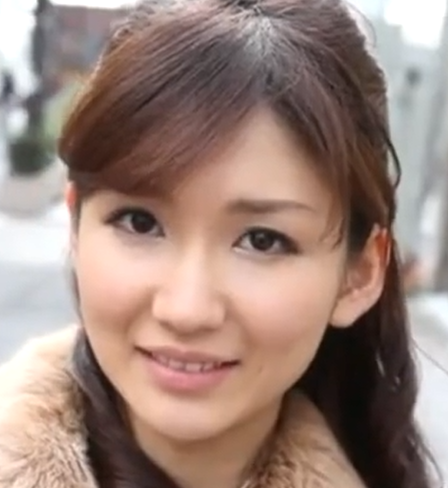 素人&times;人妻 セレブな奥様たちと欲求不満解消3Pセックス！ちんぽで突きまくりオーガズムに達する