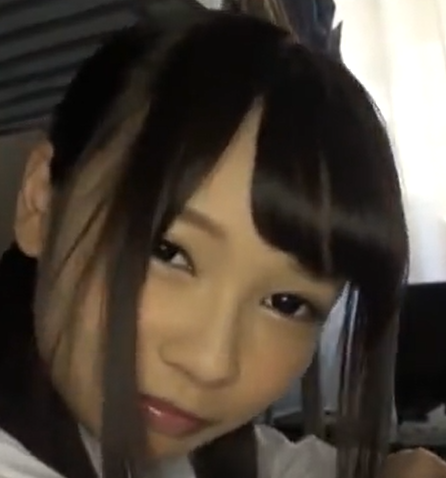 素人&times;美女 巨乳が眩しい水着美女が童貞くんの筆下ろし！優しくリードして男性を射精に導く