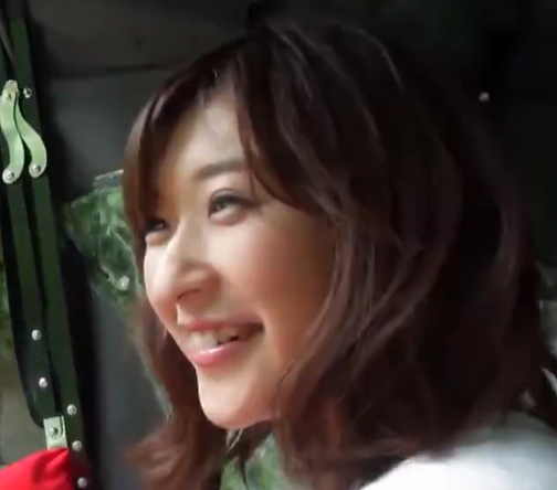 素人&times;巨乳 キレイで巨乳なお姉さんが素人男性の家に訪問セックス！激しく突かれて絶頂