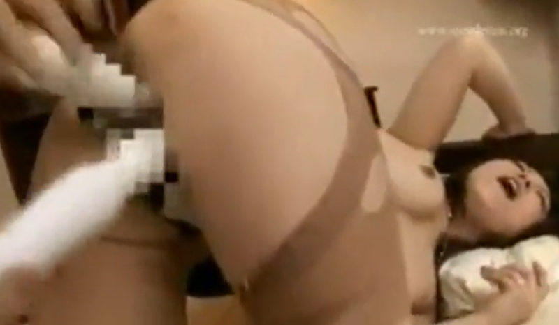 素人&times;巨乳 見事なおっぱいをお持ちの彼女のお姉さんと禁断のセックス！デカチンで突かれて痙攣